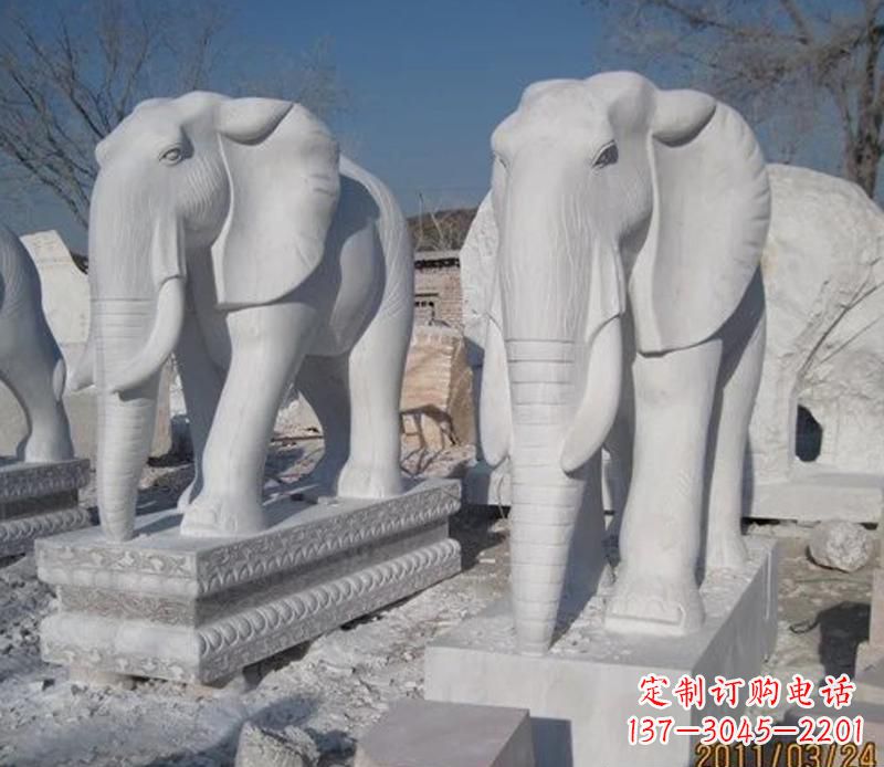 贵州白色石头大象