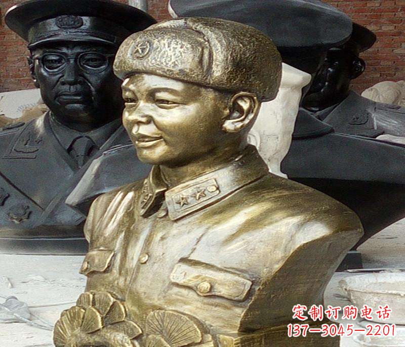 贵州半身雷锋铜像