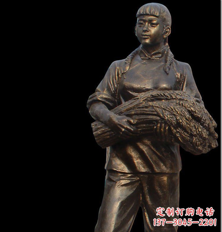 贵州“农耕抒情”女子铜雕