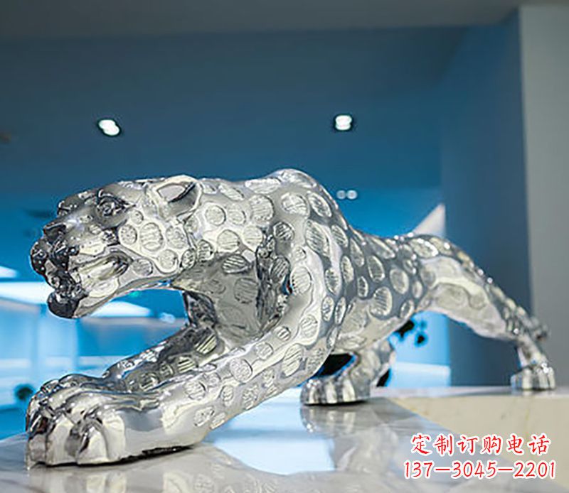 贵州豹子雕塑工艺品