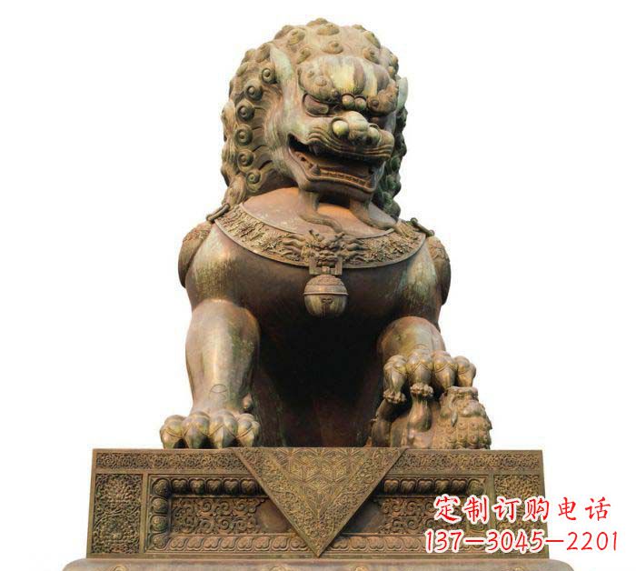 贵州巍峨雄壮的狮子铜雕