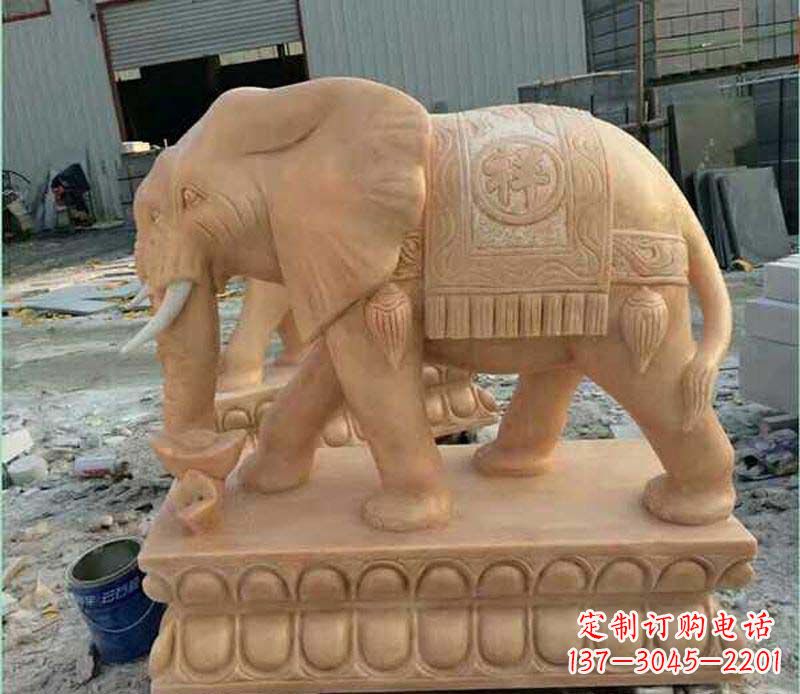 贵州璀璨大象石雕