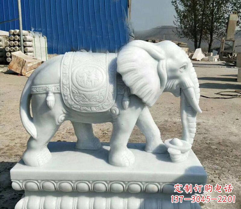 贵州大象汉白玉吊坠