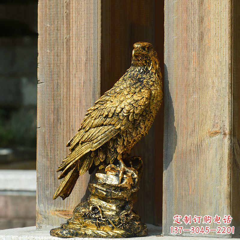 贵州玻璃钢老鹰雕塑——传承自然之美