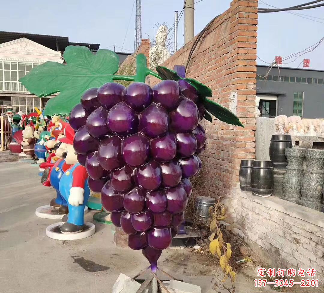 贵州仿真玻璃钢葡萄雕塑
