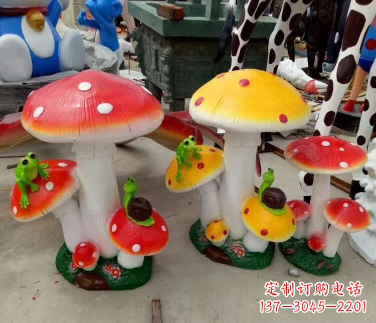 贵州玻璃钢蘑菇雕塑精美多彩