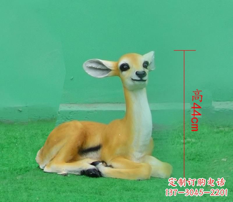 贵州玻璃钢制作的羚羊雕塑