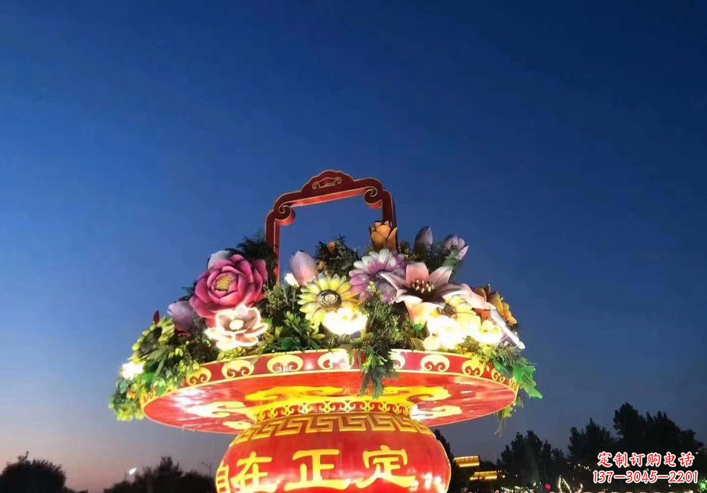 贵州玻璃钢花篮景观雕塑让美景永恒
