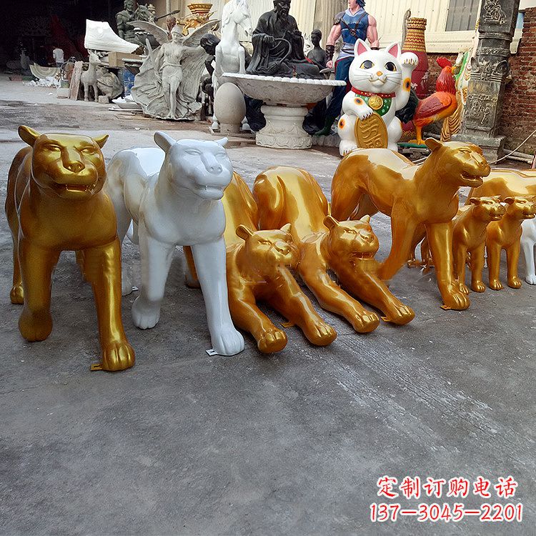 贵州玻璃钢金钱豹雕塑，定制精美动物雕塑摆件