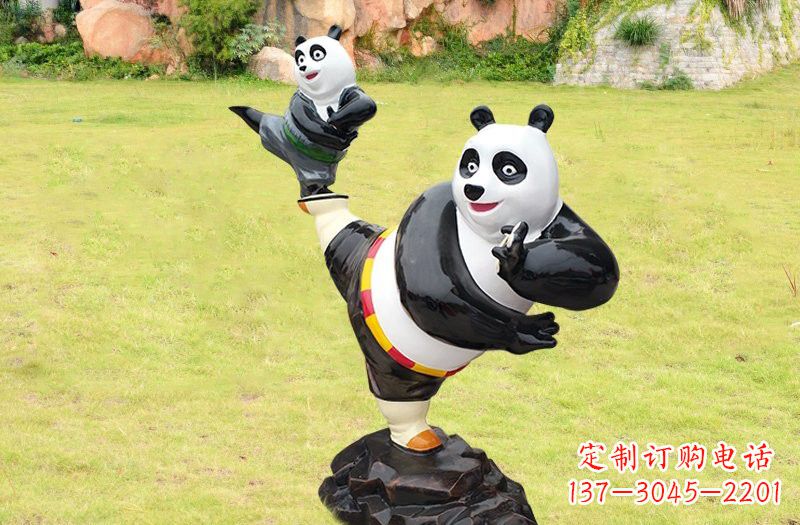 贵州玻璃钢卡通熊猫雕塑的艺术之美