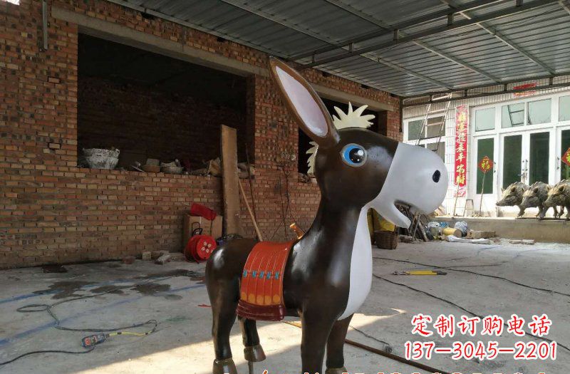 贵州玻璃钢卡通小毛驴雕塑