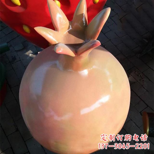 贵州石榴雕塑绚丽多彩的艺术瑰宝