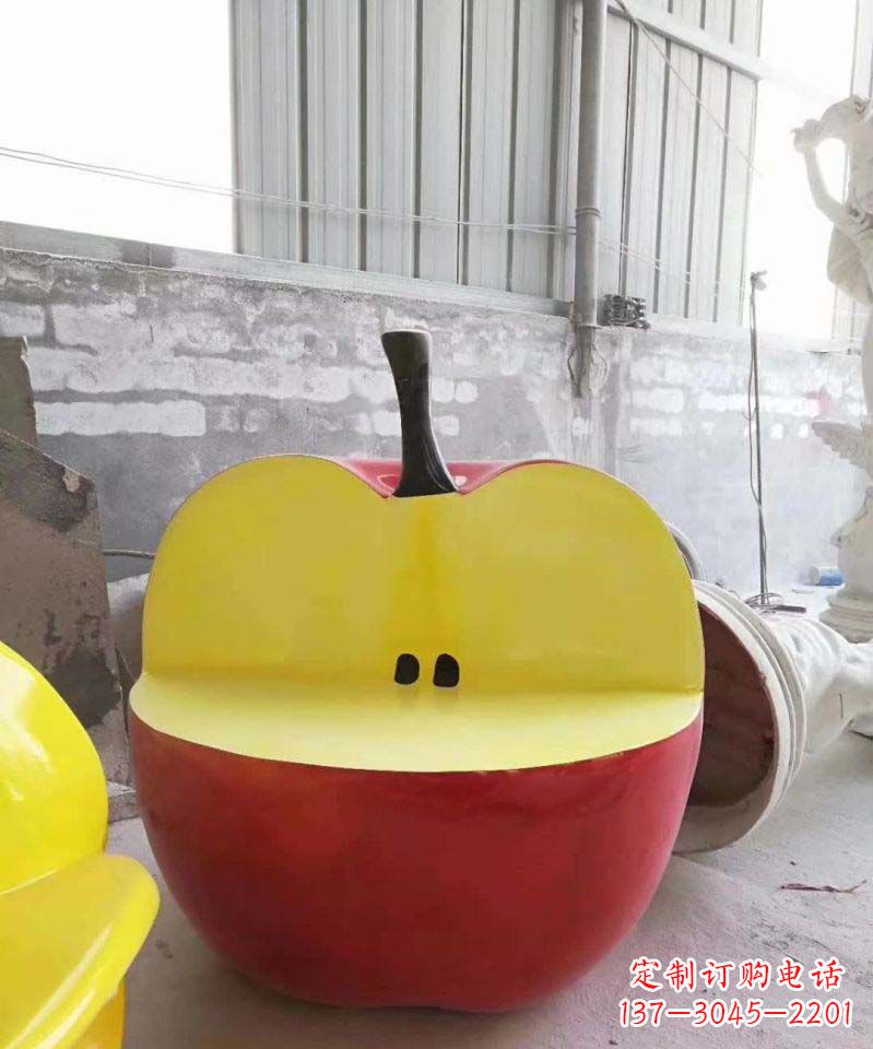 贵州不锈钢苹果雕塑精致而经久不衰