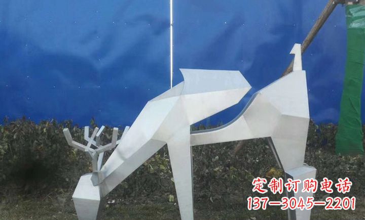贵州梅花鹿不锈钢不规则雕塑的传奇