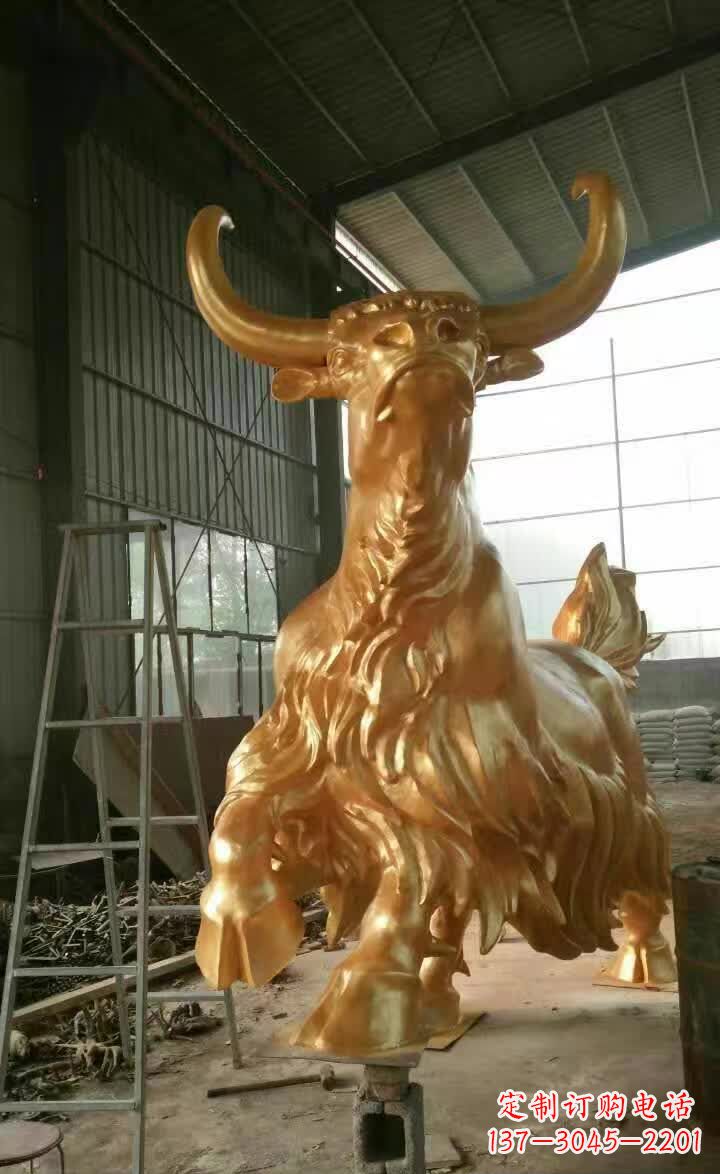 贵州不锈钢城市的钛金牦牛雕塑