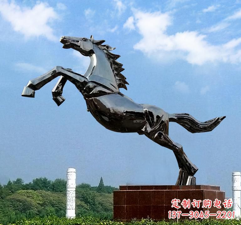 贵州不锈钢城市艺术奔马雕塑精美的艺术之作