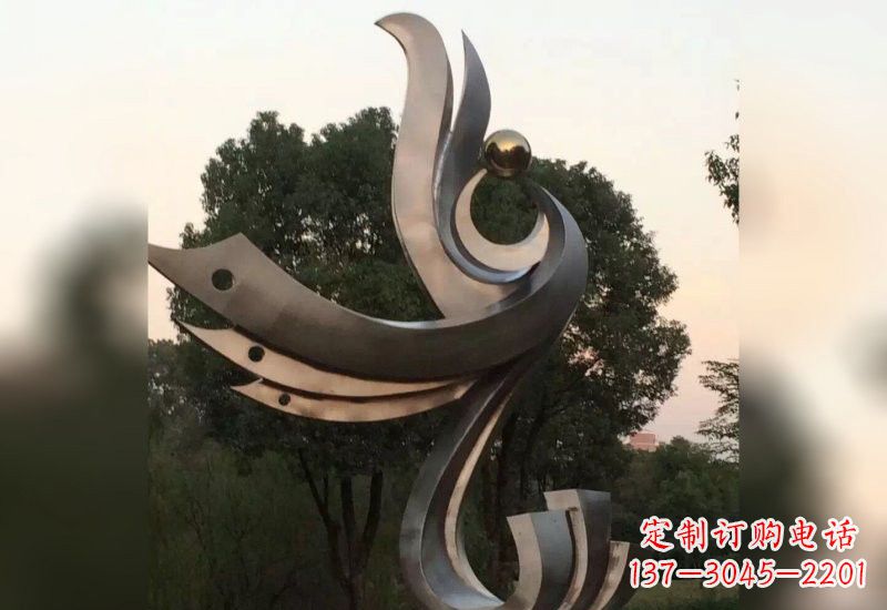 贵州不锈钢凤凰雕塑象征着活力与美丽
