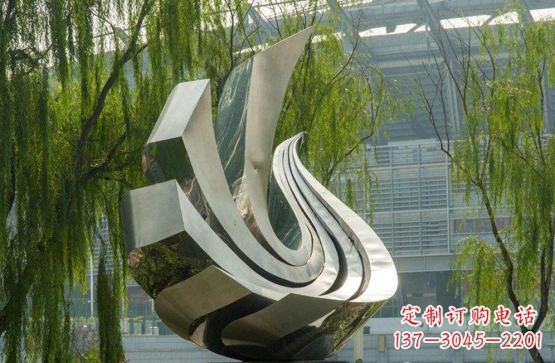 贵州不锈钢和平鸽雕塑象征和平与信仰