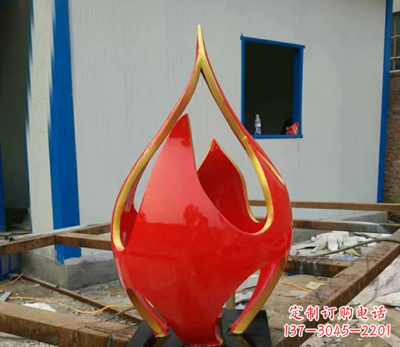 贵州不锈钢龙雕塑点缀火龙果广场