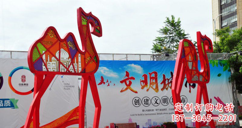 贵州不锈钢骆驼雕塑