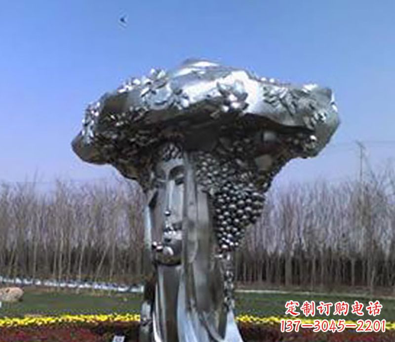 贵州不锈钢葡萄雕塑——点缀美丽景观