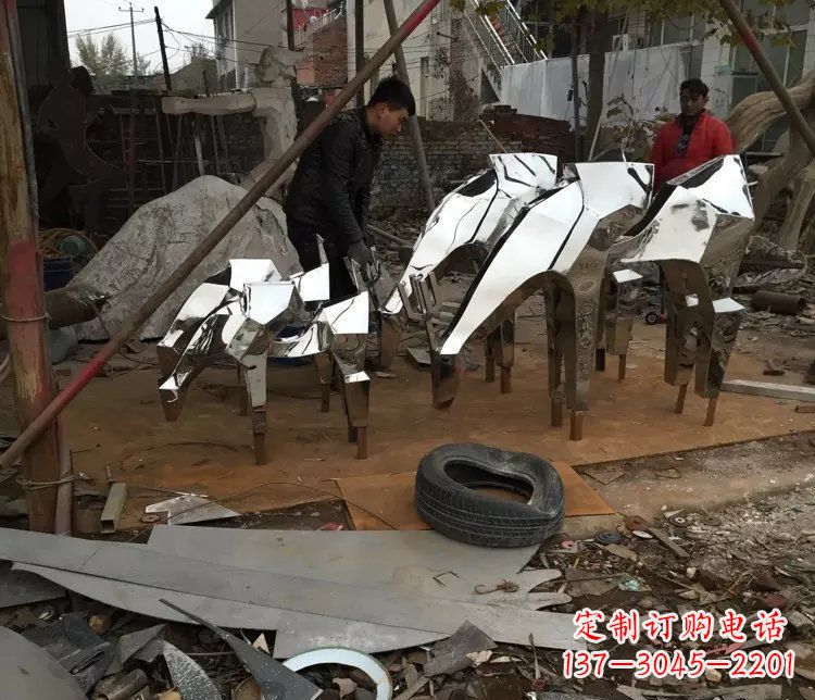 贵州不锈钢动物雕塑精美外形,经久耐用