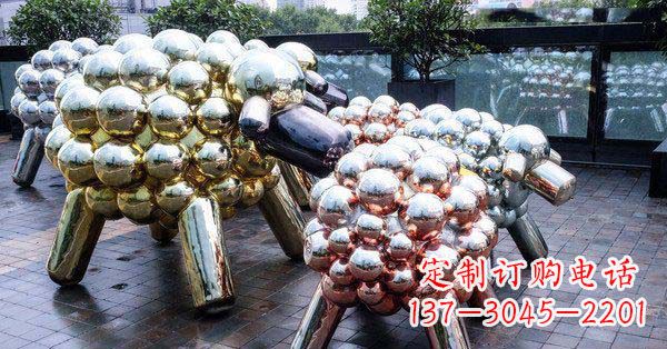 贵州不锈钢羊雕塑艺术与美感相结合