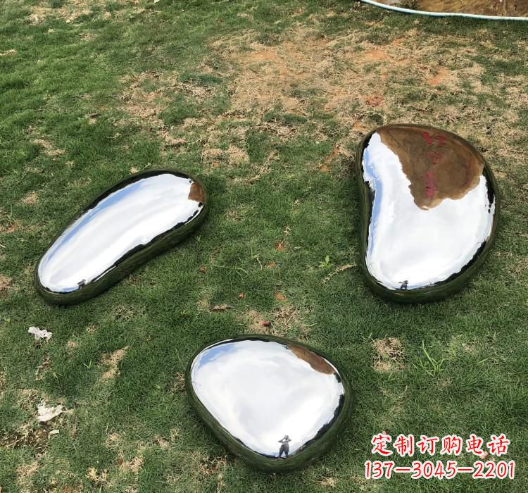 贵州不锈钢鹅卵石雕塑精致与经典的完美结合