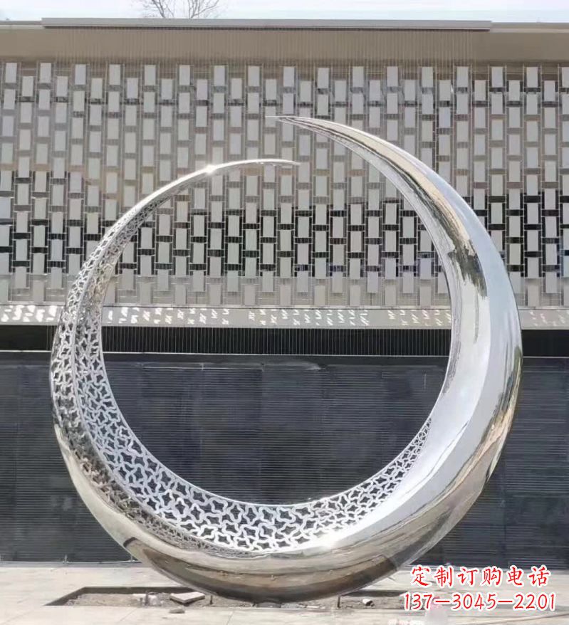 贵州不锈钢月亮雕塑精美的艺术之作