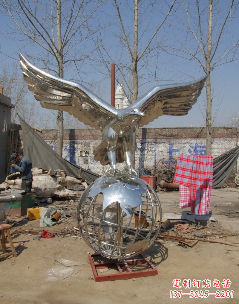 贵州老鹰雕塑不锈钢大展鸿图