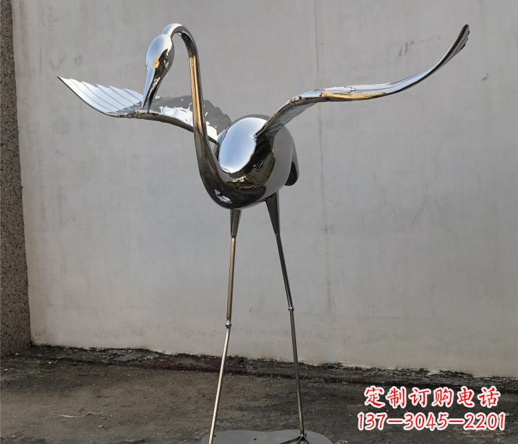 贵州不锈钢锻造的丹顶鹤雕塑