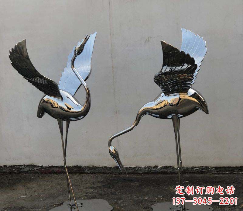 贵州不锈钢锻造仙鹤雕塑精美的艺术品