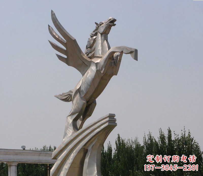 贵州不锈钢飞马精美雕塑点缀公园
