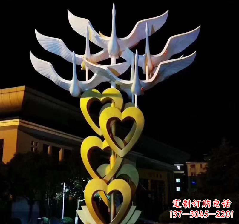 贵州不锈钢大雁雕塑象征着自由的翱翔