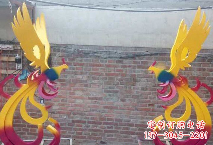 贵州不锈钢公园彩色凤凰雕塑——艺术与自然的融合