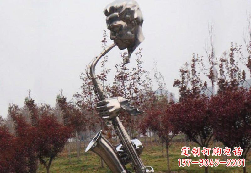 贵州不锈钢萨克斯雕塑艺术与音乐的结合