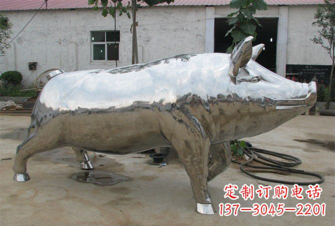 贵州不锈钢公园动物猪雕塑精美雕塑展现完美美学