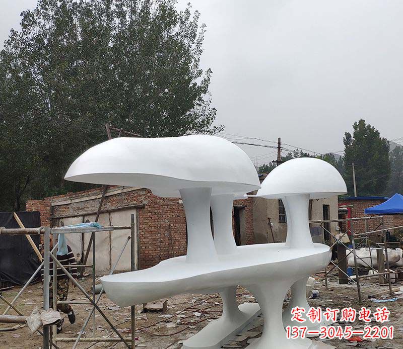 贵州不锈钢蘑菇雕塑——美丽的艺术礼物