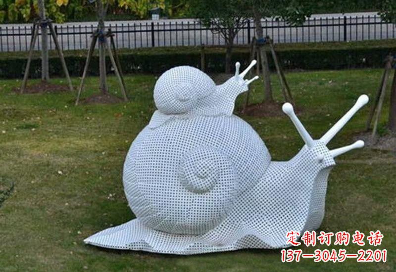 贵州不锈钢公园的“母子蜗牛”雕塑