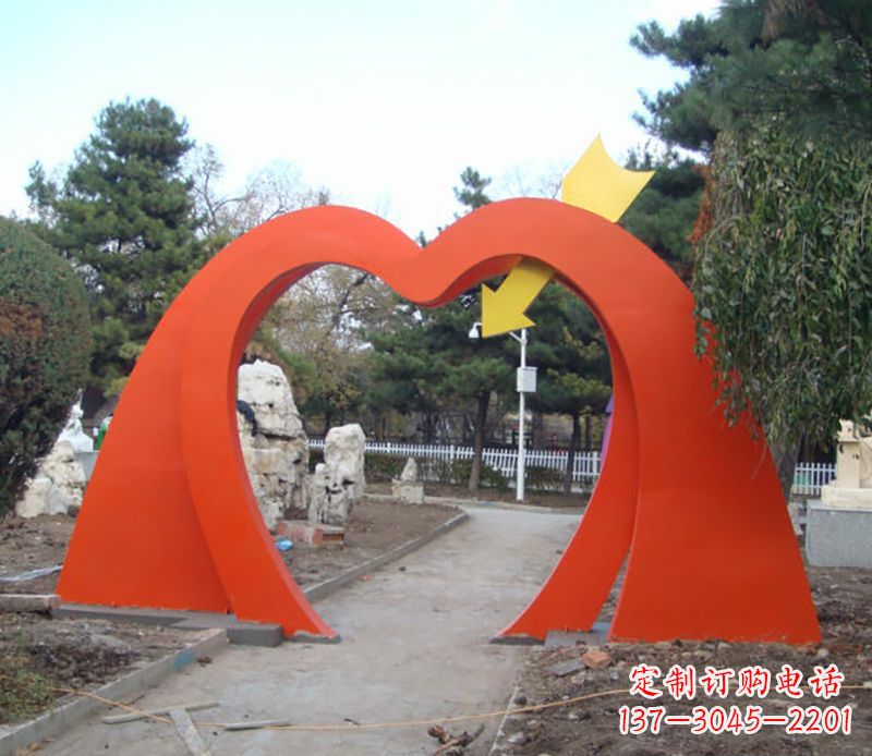 贵州不锈钢拱门雕塑给空间增添灵动之美