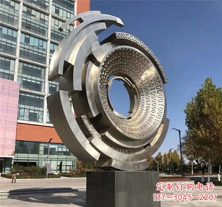 贵州不锈钢齿轮雕塑流动的美丽
