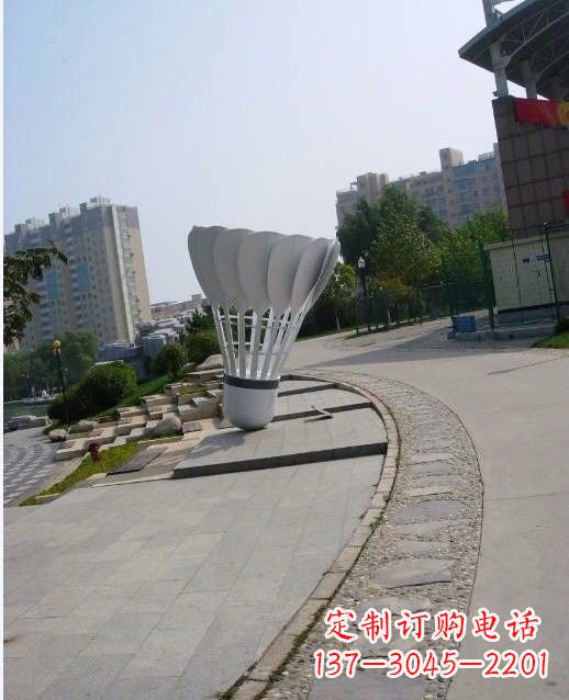 贵州羽毛球雕塑一座展现精神风貌的艺术精品