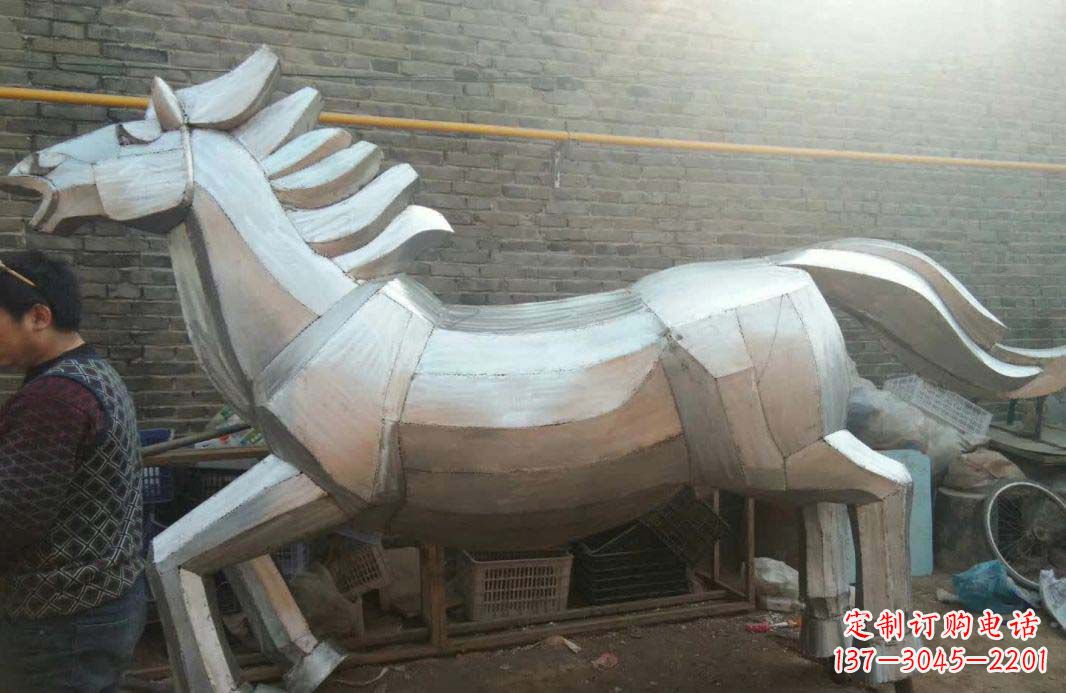 贵州不锈钢户外马雕塑精美的艺术装点