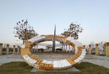贵州不锈钢公园的二十四节气日晷雕塑