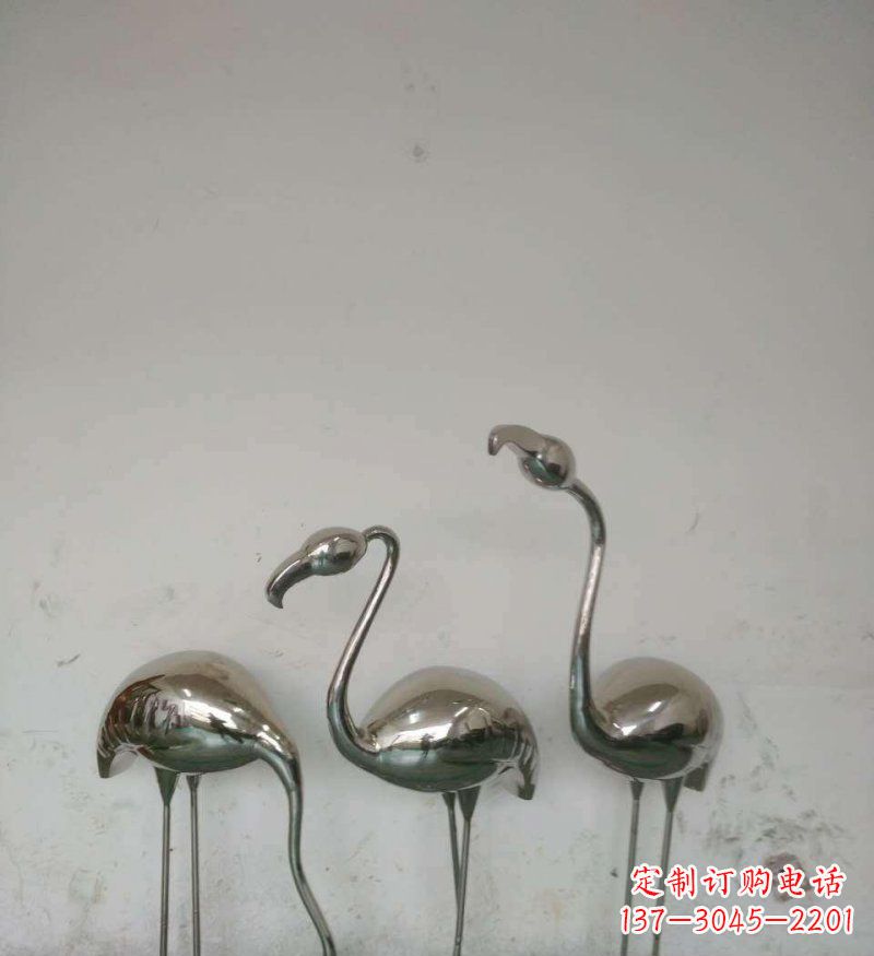 贵州不锈钢火烈鸟雕塑把自然之美带入公园