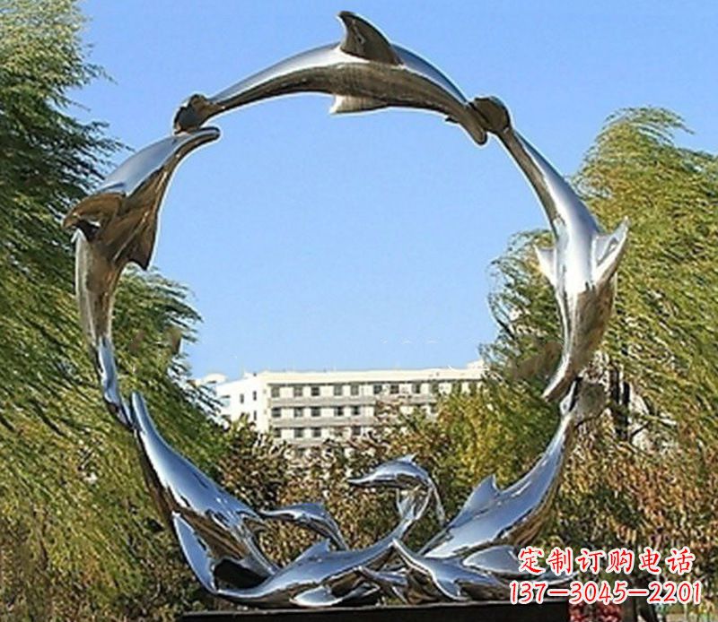 贵州该雕塑的内容、设计理念和文化意义。