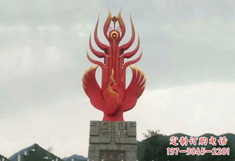 贵州凤凰雕塑美丽传奇的象征