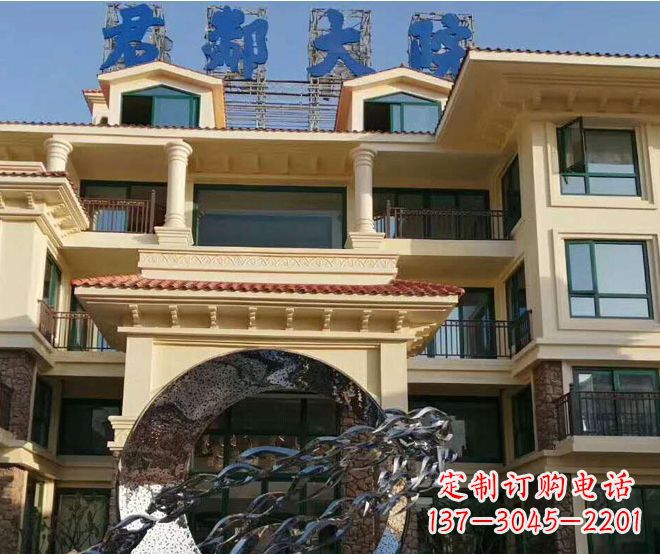 贵州不锈钢鲤鱼跃龙门雕塑——传承中国传统文化