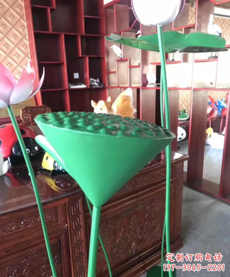 贵州不锈钢莲藕雕塑引领现代景观艺术