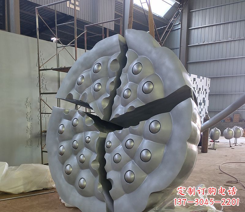 贵州不锈钢莲蓬雕塑精美外形 引人入胜
